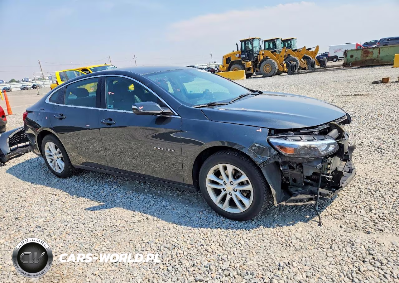 2018 Chevrolet Malibu Lt VIN:1G1ZD5ST9JF251672 - 4