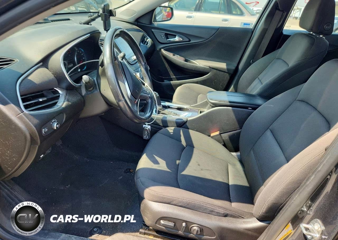 2018 Chevrolet Malibu Lt VIN:1G1ZD5ST9JF251672 - 7