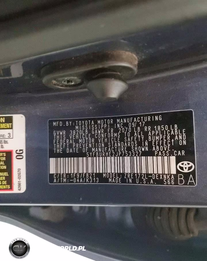 2018 Toyota Corolla Le VIN:5YFBURHE2JP753327 - 12
