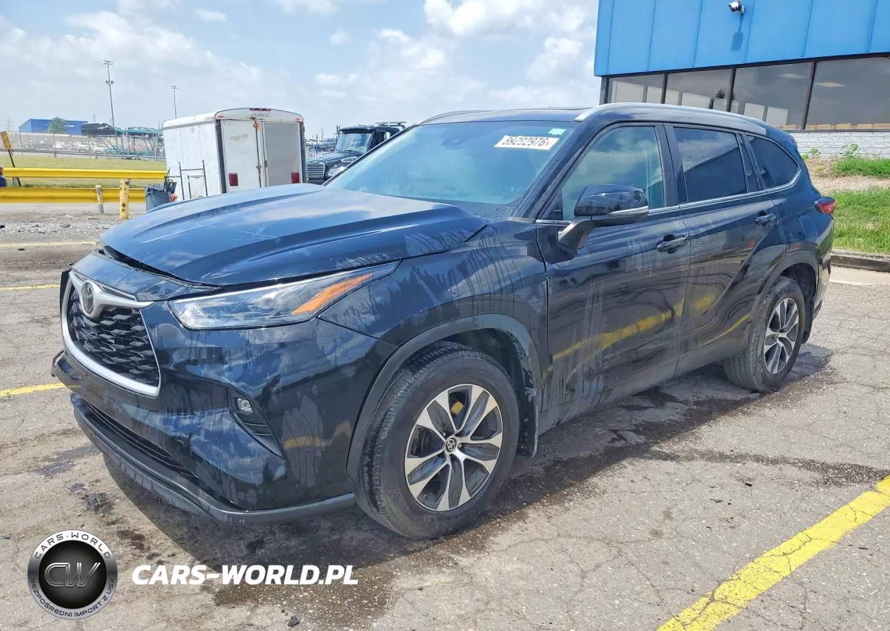 2023 Toyota Highlander Xle VIN:5TDKDRBHXPS502624 - 1