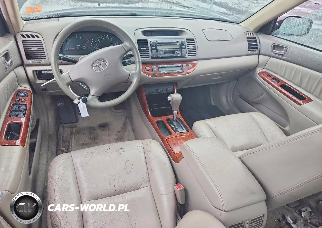 2002 Toyota Camry Xle V6 VIN:JTDBF30K620022730 - 8