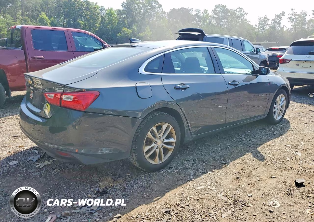 2018 Chevrolet Malibu Lt VIN:1G1ZD5ST7JF117033 - 3