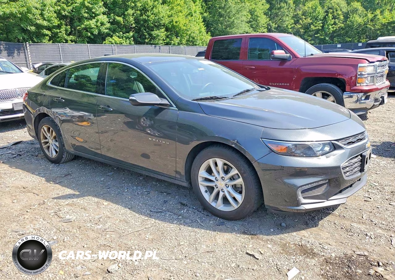 2018 Chevrolet Malibu Lt VIN:1G1ZD5ST7JF117033 - 4