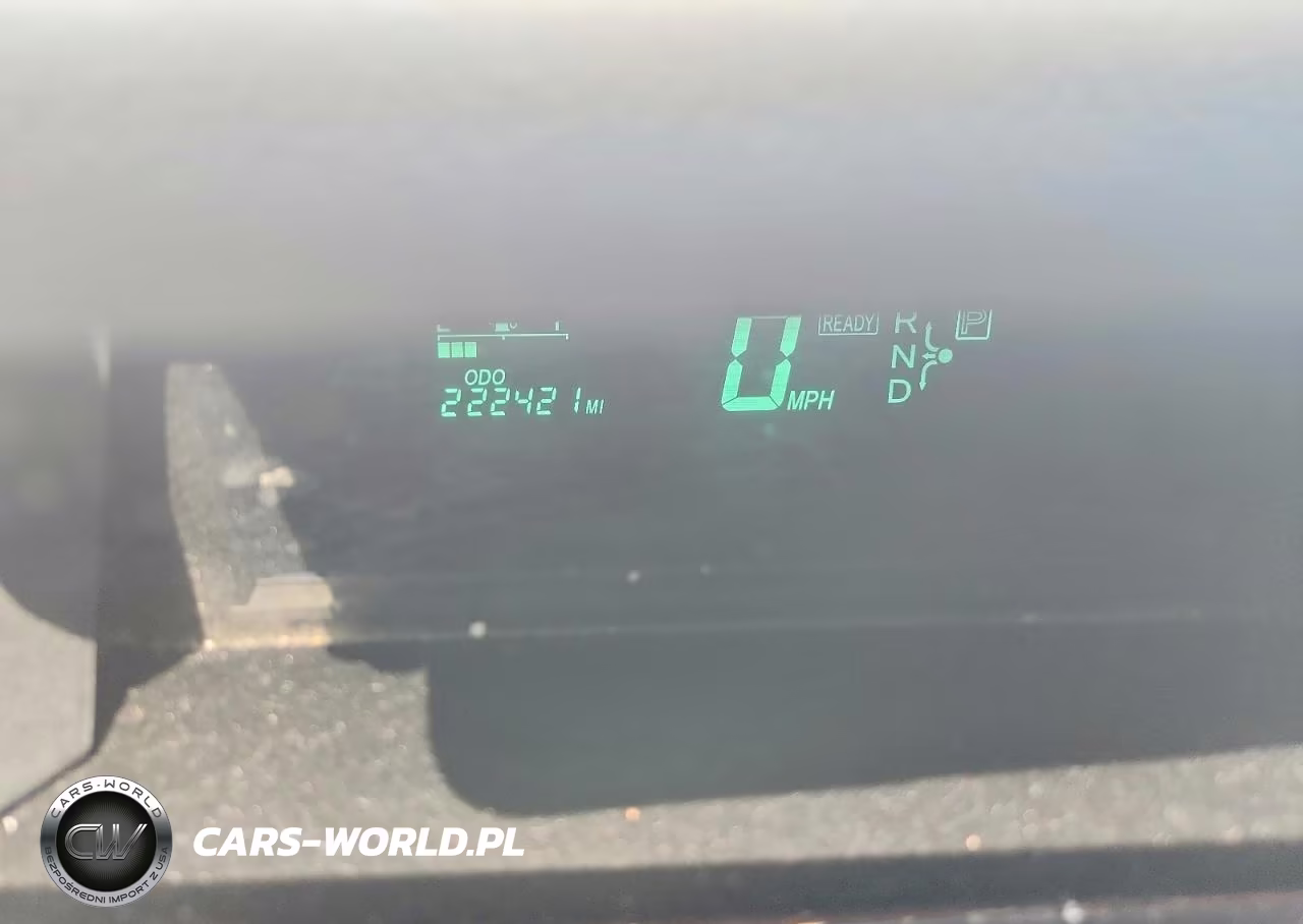 2004 Toyota Prius Base VIN:JTDKB20U740097463 - 9
