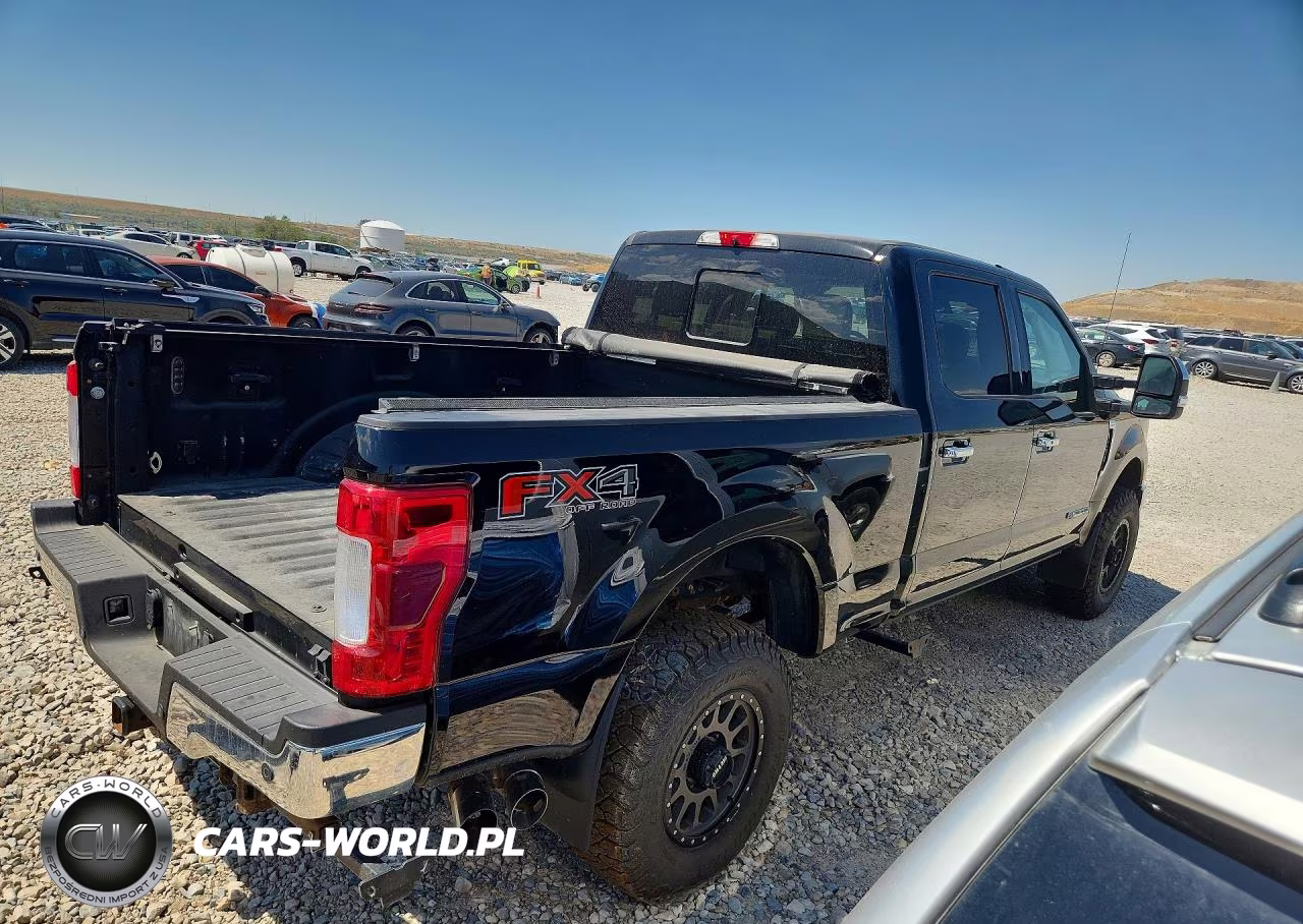 2017 Ford F350 Super Duty VIN:1FT8W3BT6HED92765 - 3