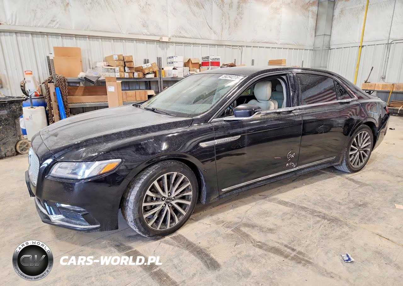 2017 Lincoln Continental Select