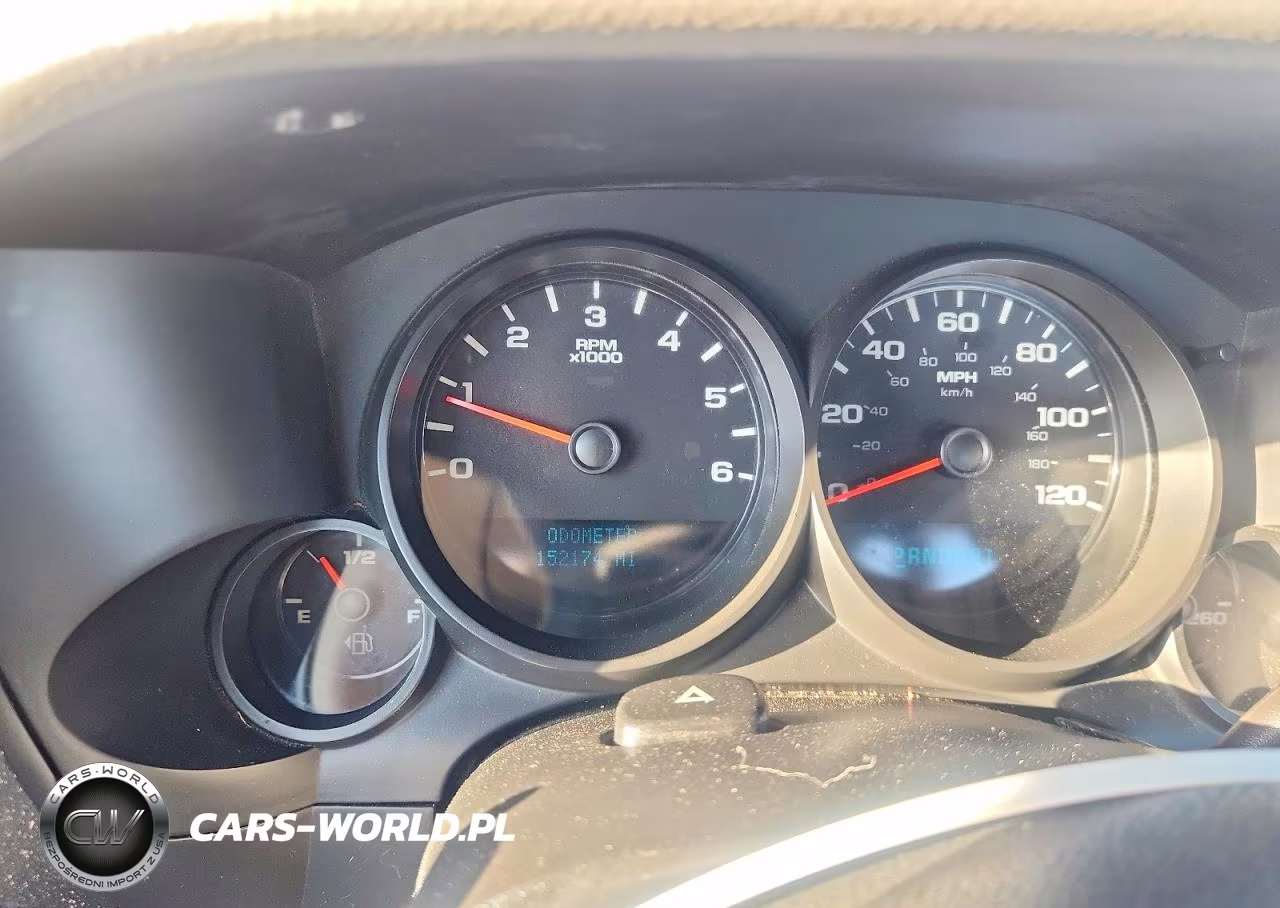 2008 Chevrolet Silverado C1500 VIN:1GCEC14XX8Z260424 - 9