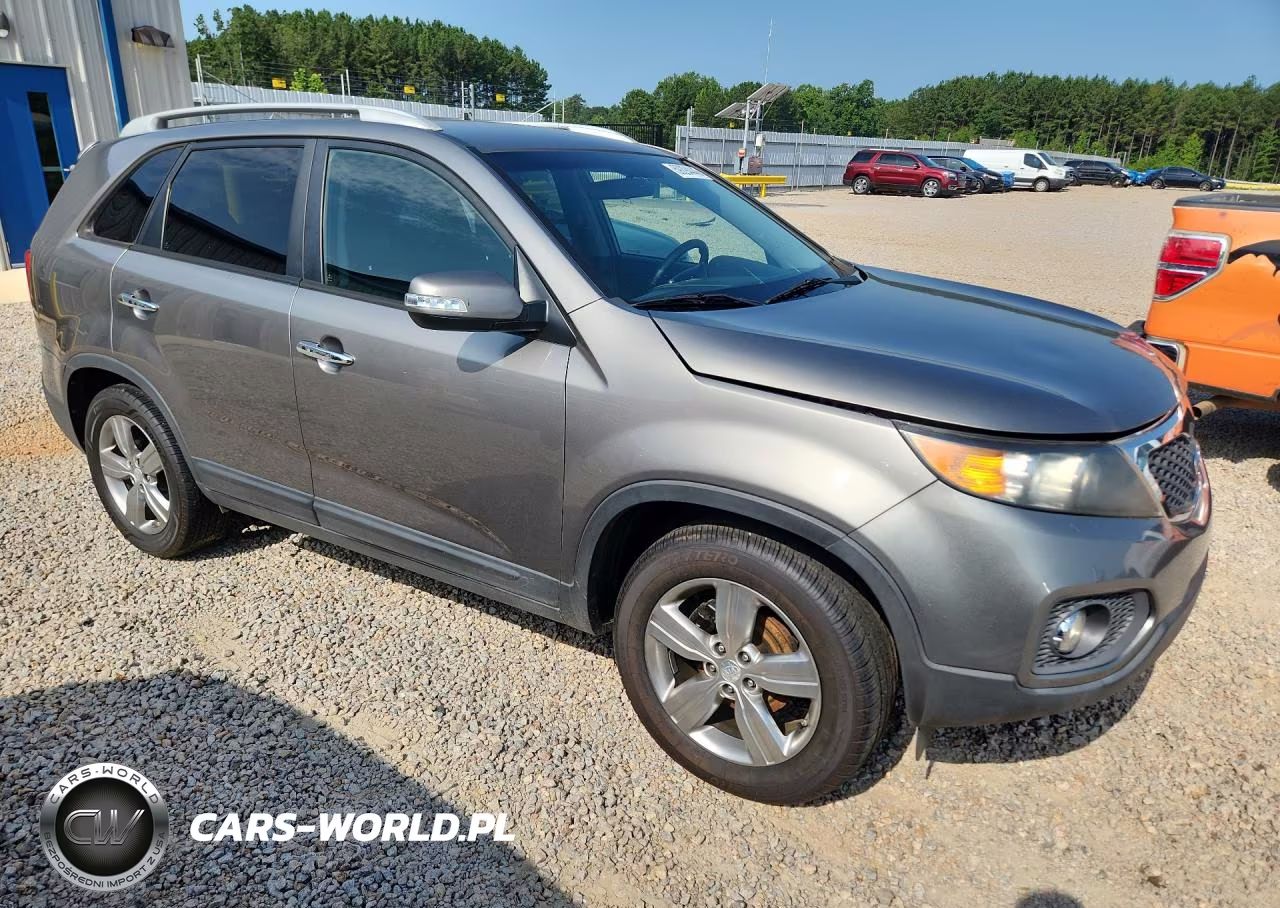 2013 Kia Sorento Ex VIN:5XYKU3A64DG397889 - 4