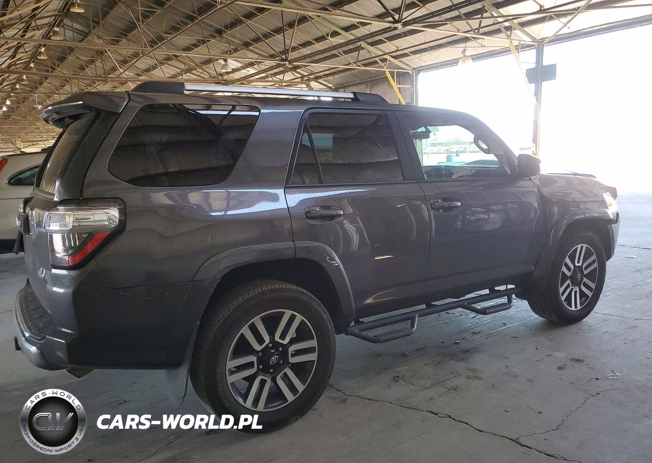 2015 Toyota 4Runner Trail VIN:JTEBU5JR6F5217549 - 3