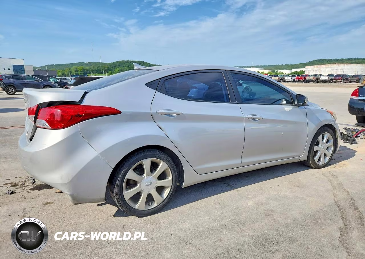 2013 Hyundai Elantra Limited VIN:KMHDH4AE8DU541738 - 3