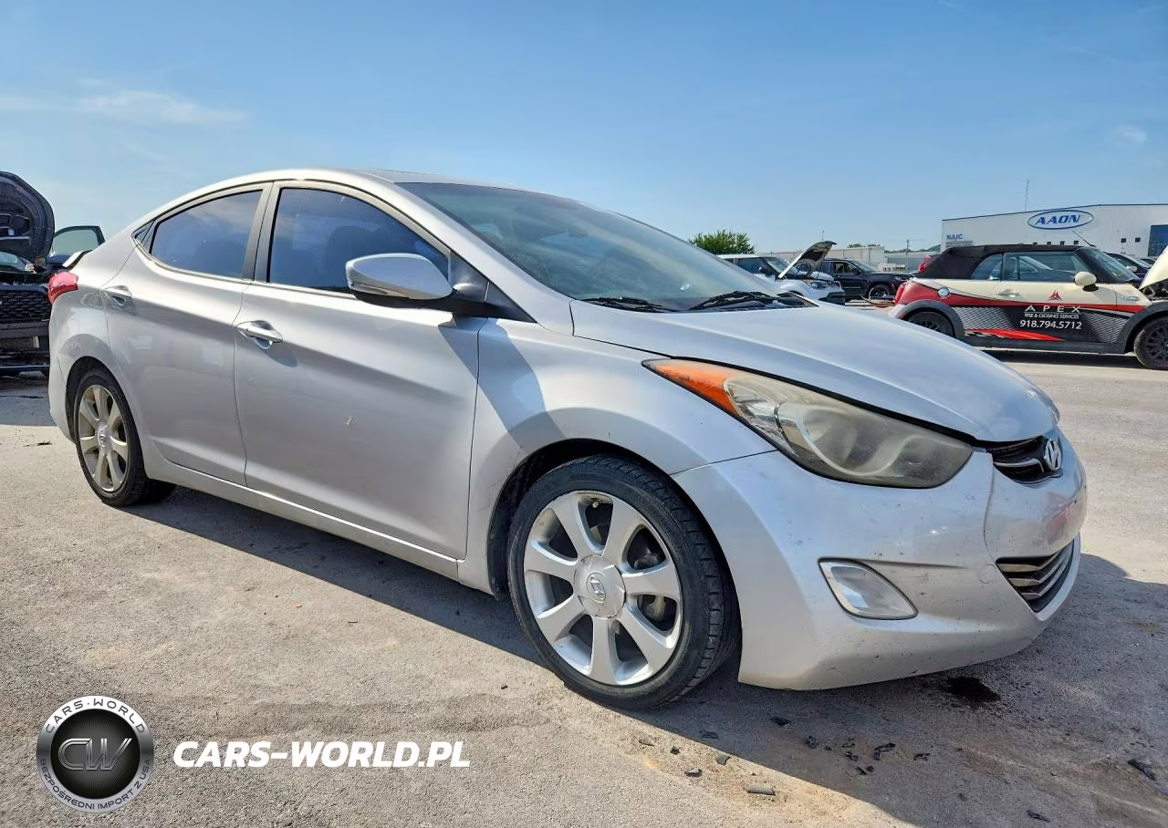 2013 Hyundai Elantra Limited VIN:KMHDH4AE8DU541738 - 4