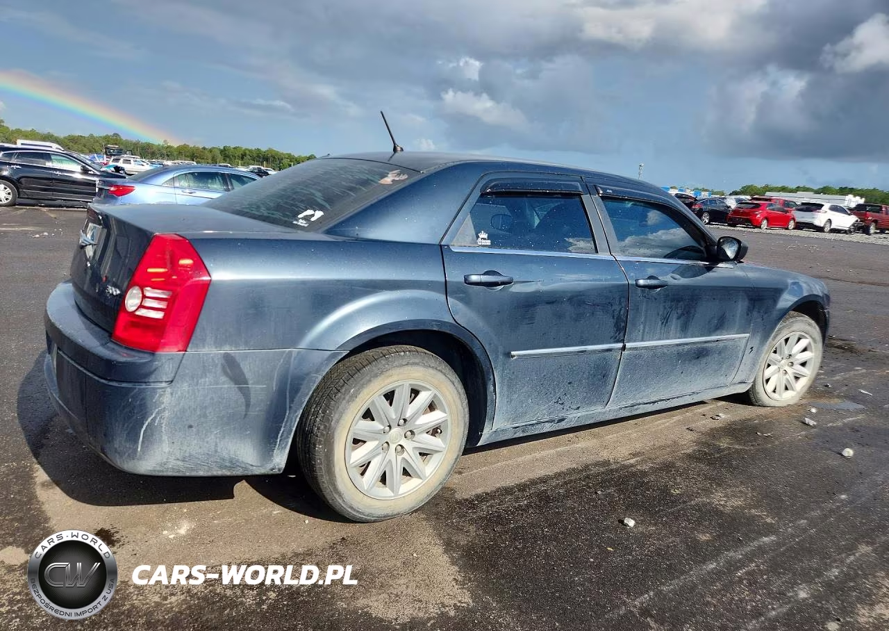 2008 Chrysler 300 Lx VIN:2C3KA43R68H281756 - 3
