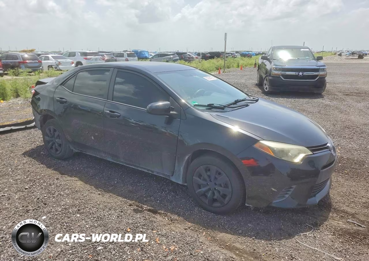 2016 Toyota Corolla Le VIN:5YFBURHE0GP433903 - 4