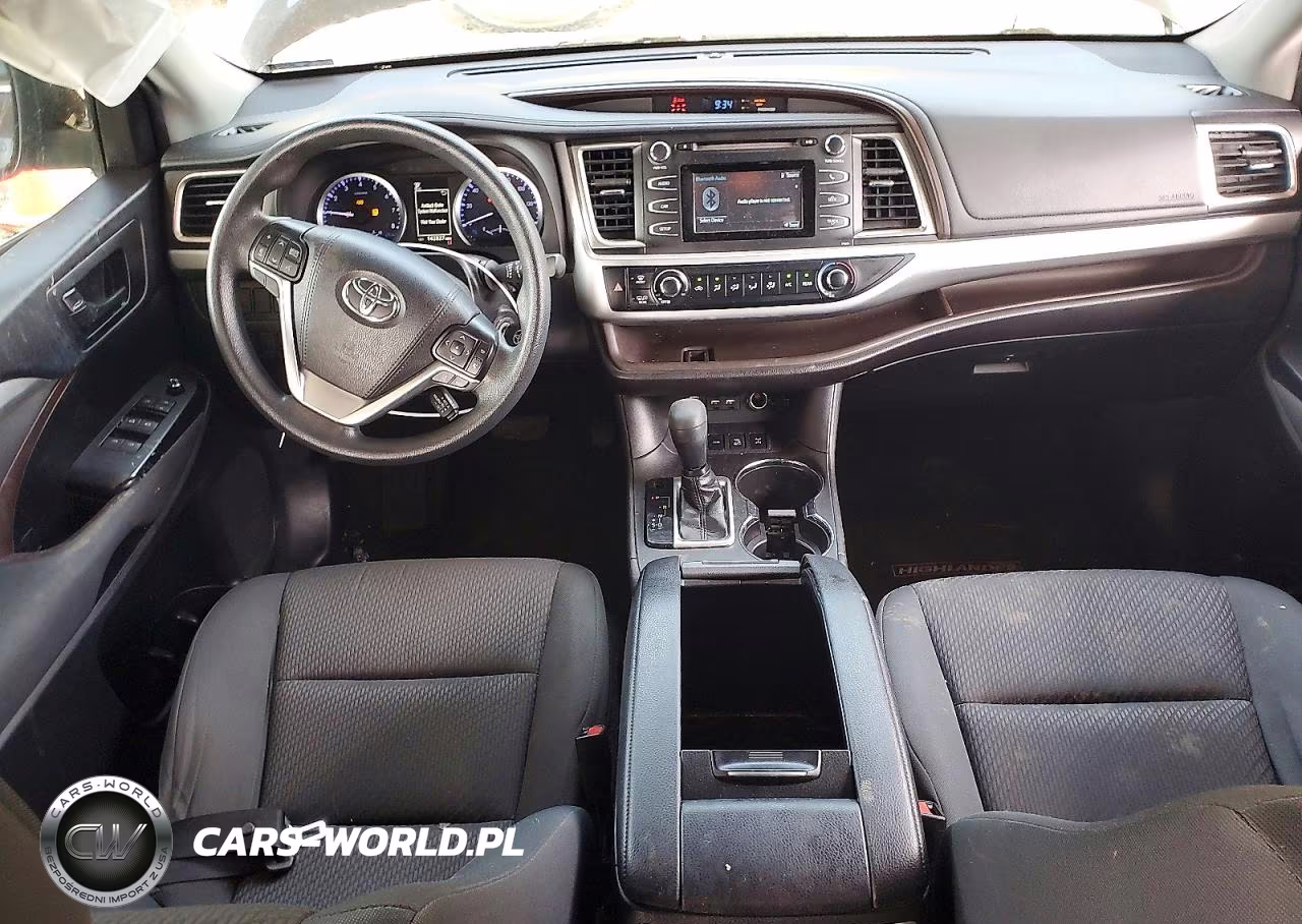 2019 Toyota Highlander Le VIN:5TDBZRFH6KS962271 - 8