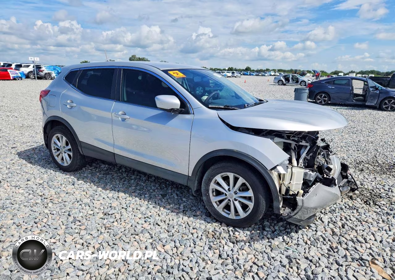 2017 Nissan Rogue Sport S VIN:JN1BJ1CP0HW033032 - 4