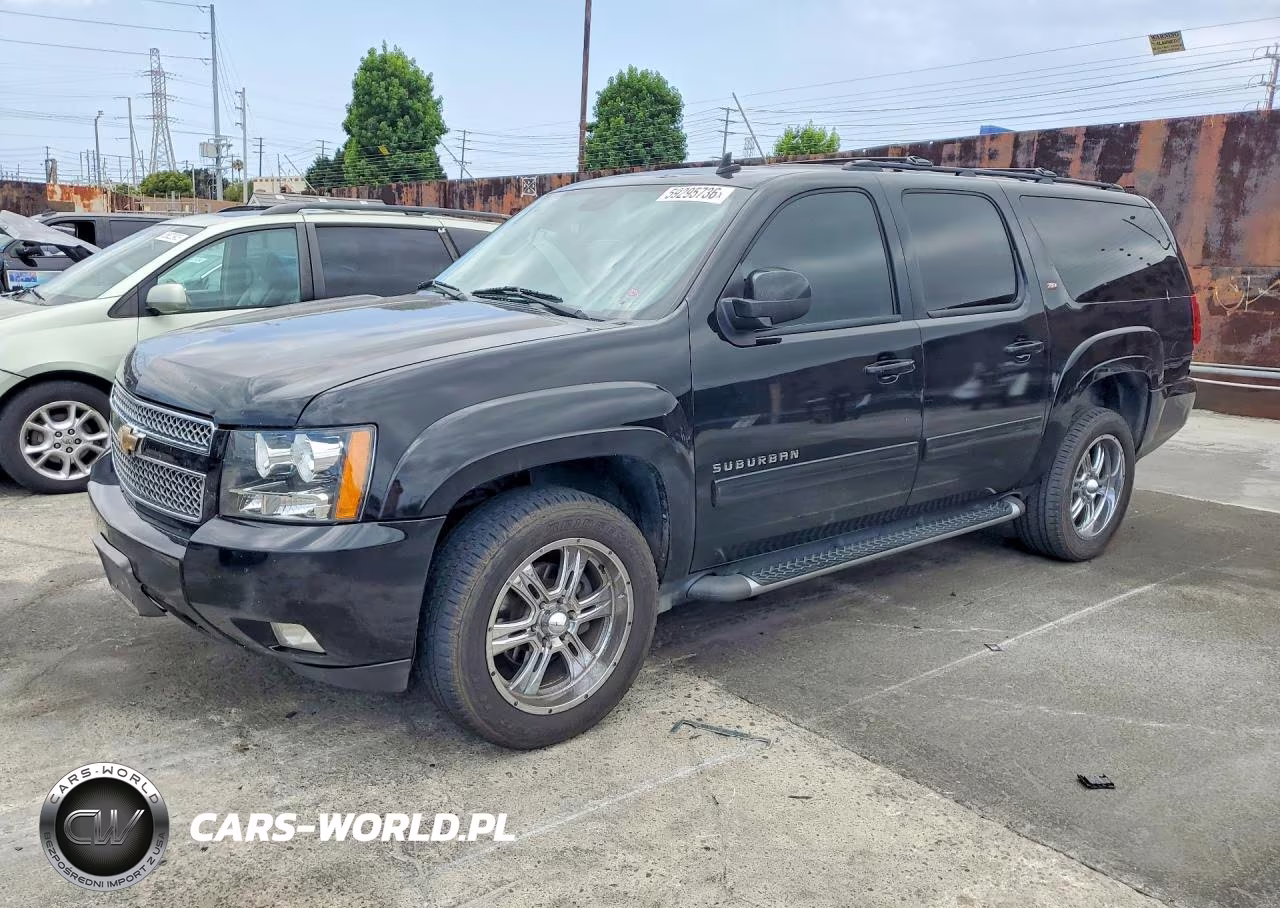 2011 Chevrolet Suburban K1500 Lt VIN:1GNSKJE3XBR368932 - 1