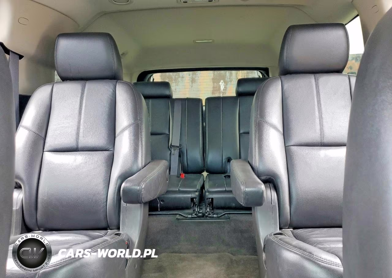 2011 Chevrolet Suburban K1500 Lt VIN:1GNSKJE3XBR368932 - 10