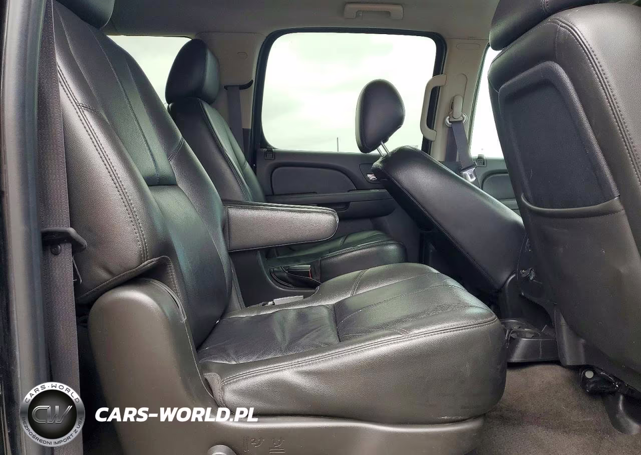 2011 Chevrolet Suburban K1500 Lt VIN:1GNSKJE3XBR368932 - 11