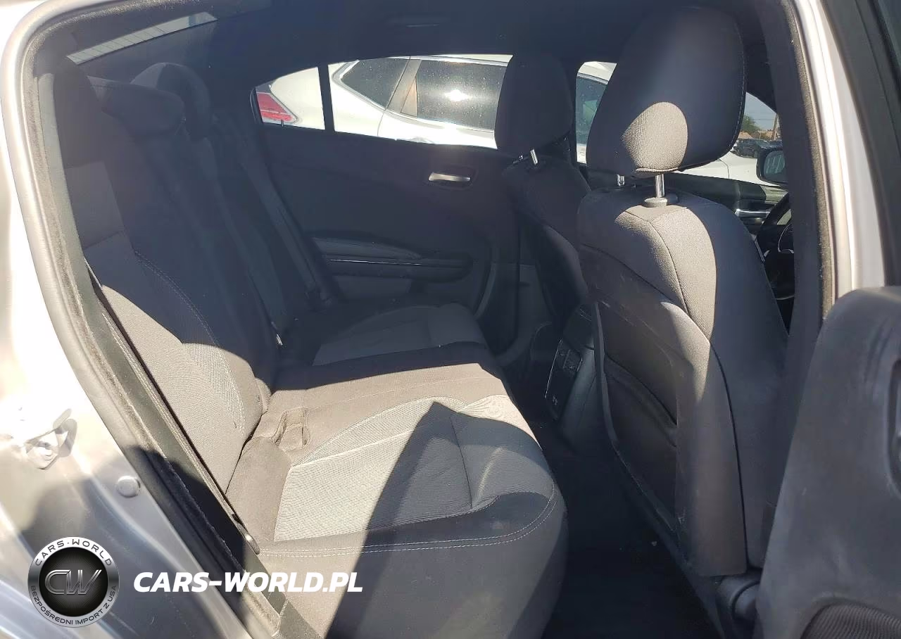 2018 Dodge Charger Sxt VIN:2C3CDXBGXJH135623 - 10
