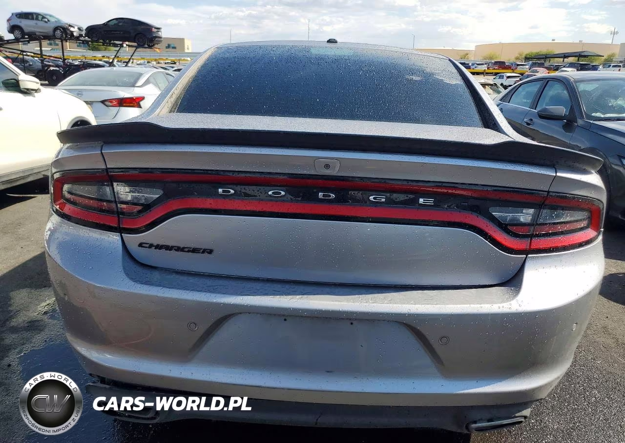 2018 Dodge Charger Sxt VIN:2C3CDXBGXJH135623 - 6