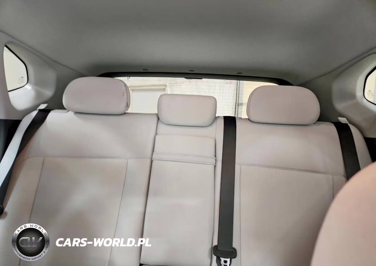 2025 Hyundai Kona Sel VIN:KM8HB3ABXSU339449 - 10