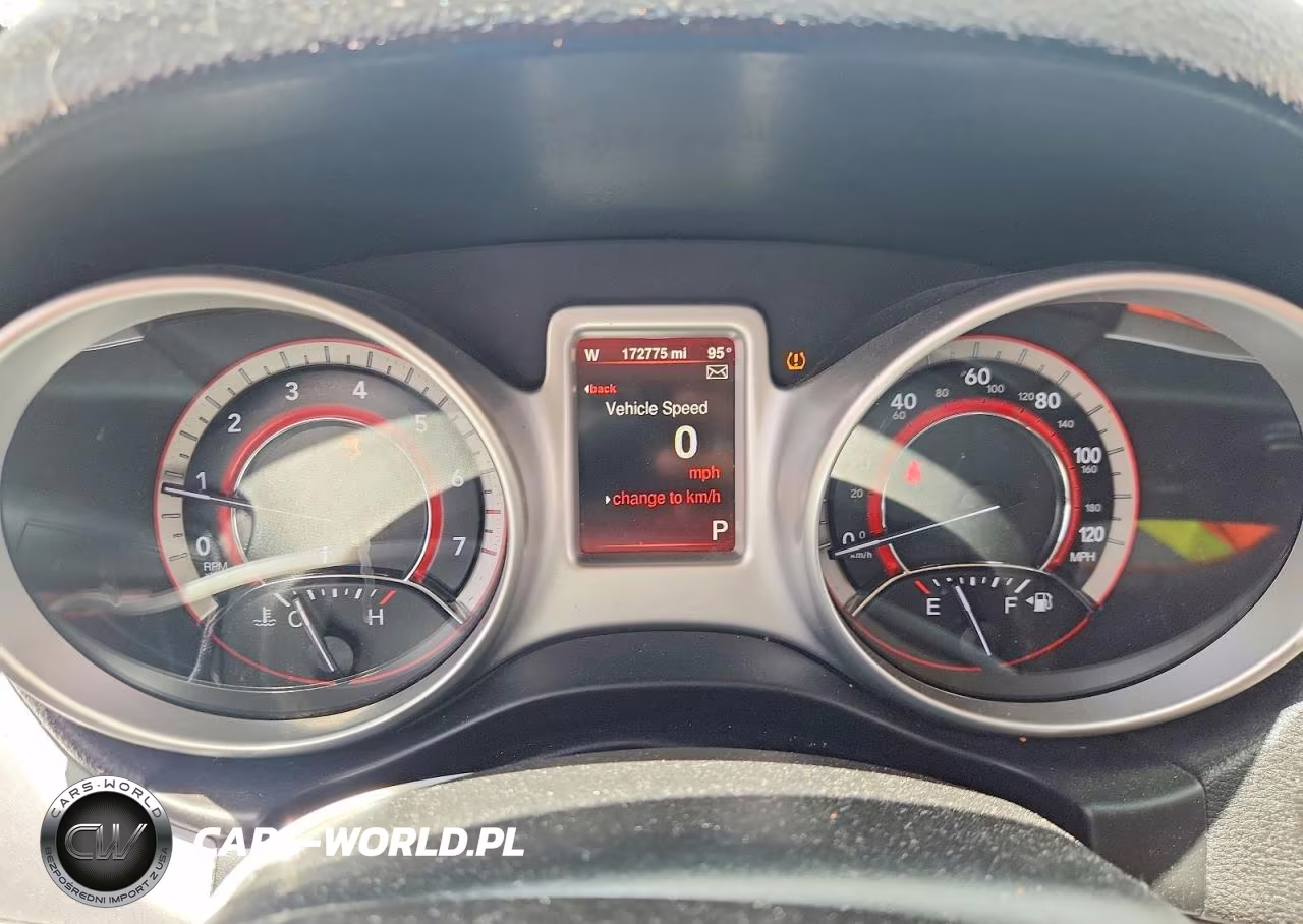 2016 Dodge Journey R-T VIN:3C4PDCEG1GT156703 - 9