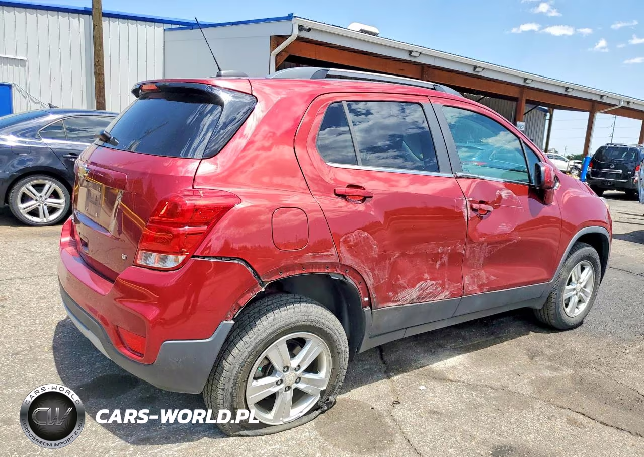2018 Chevrolet Trax 1Lt VIN:3GNCJPSB2JL212590 - 3
