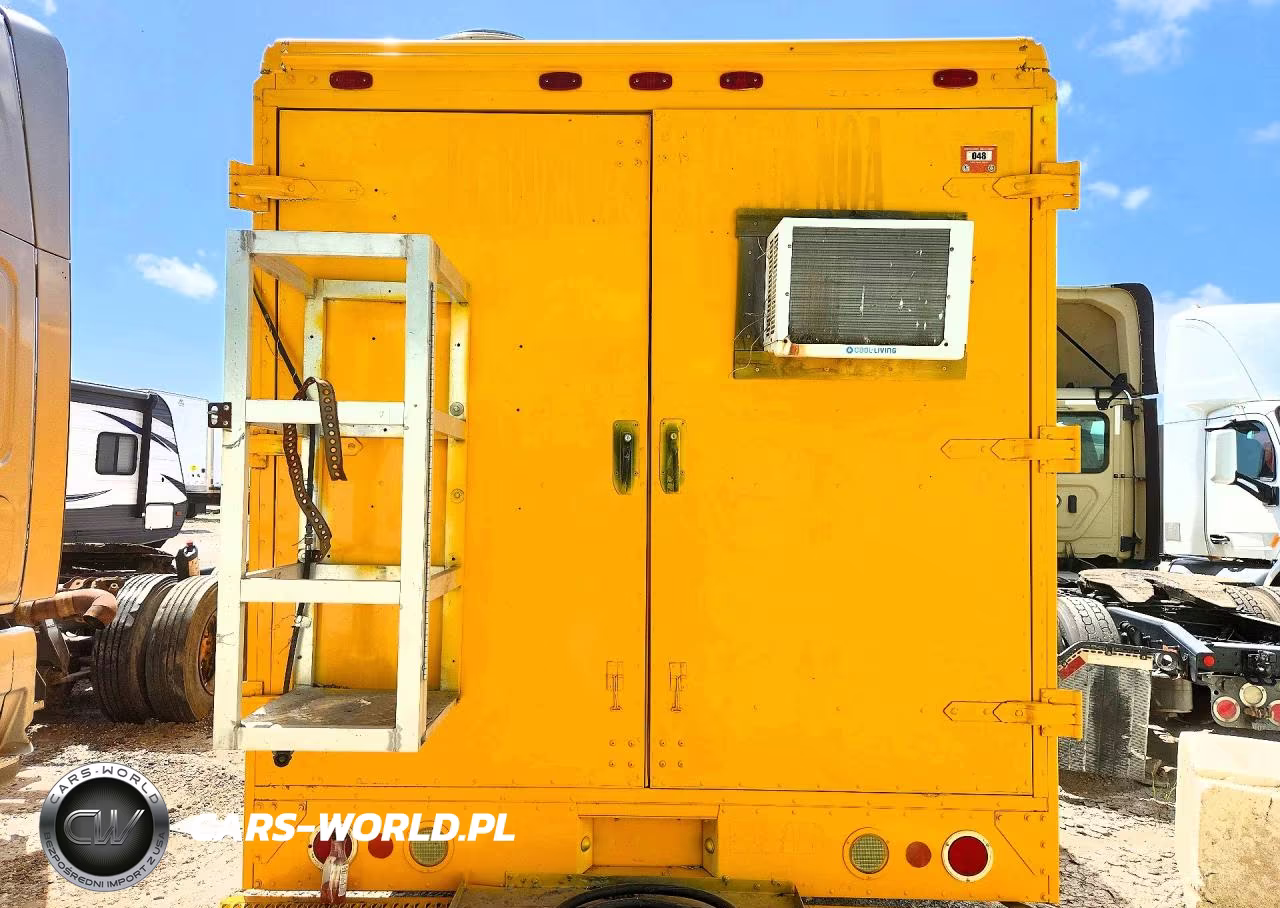 2002 Freightliner Chassis M Line Walk-In Van VIN:4UZAANCP62CK26533 - 6