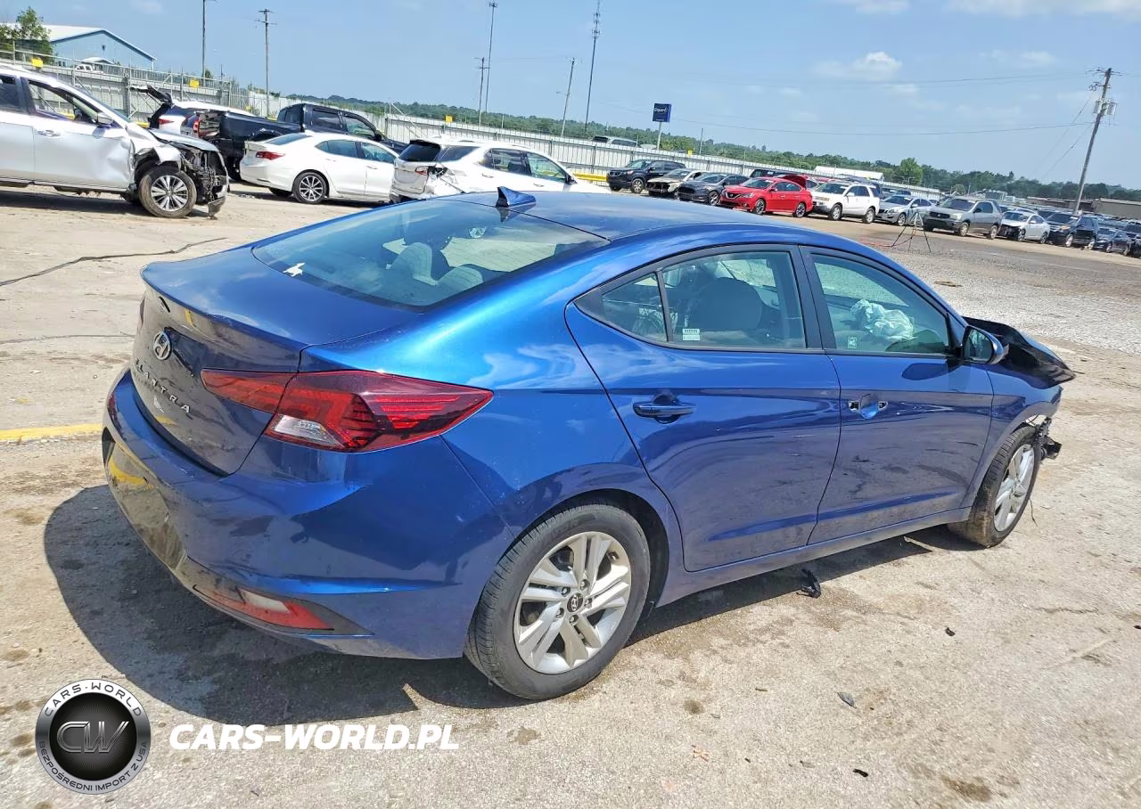 2020 Hyundai Elantra Sel VIN:5NPD84LF0LH546502 - 3