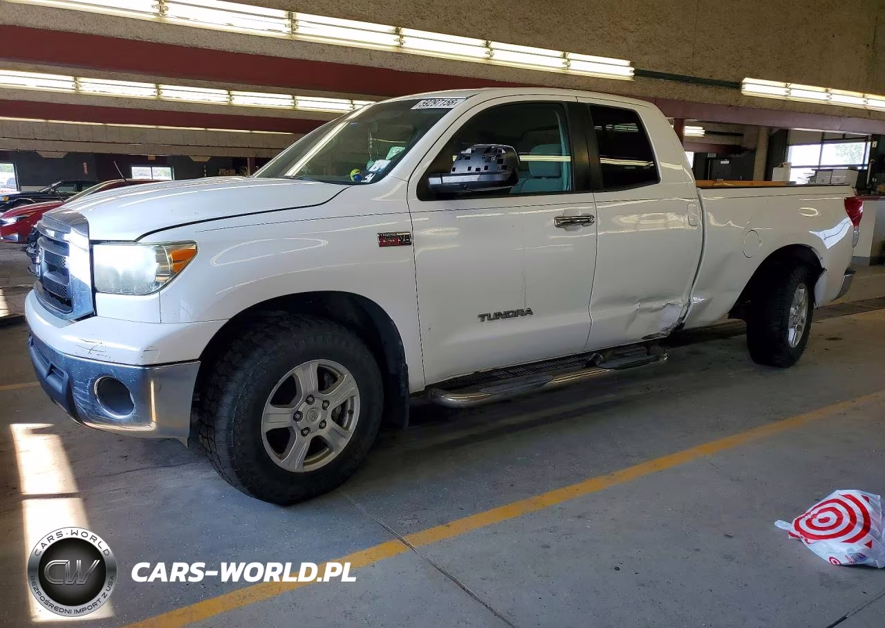 2013 Toyota Tundra Double Cab Sr5