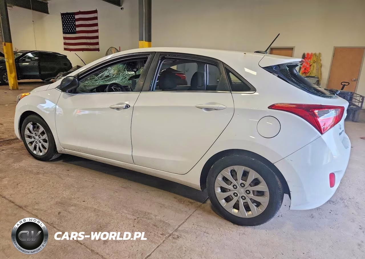 2017 Hyundai Elantra Gt Base VIN:KMHD35LHXHU373067 - 2