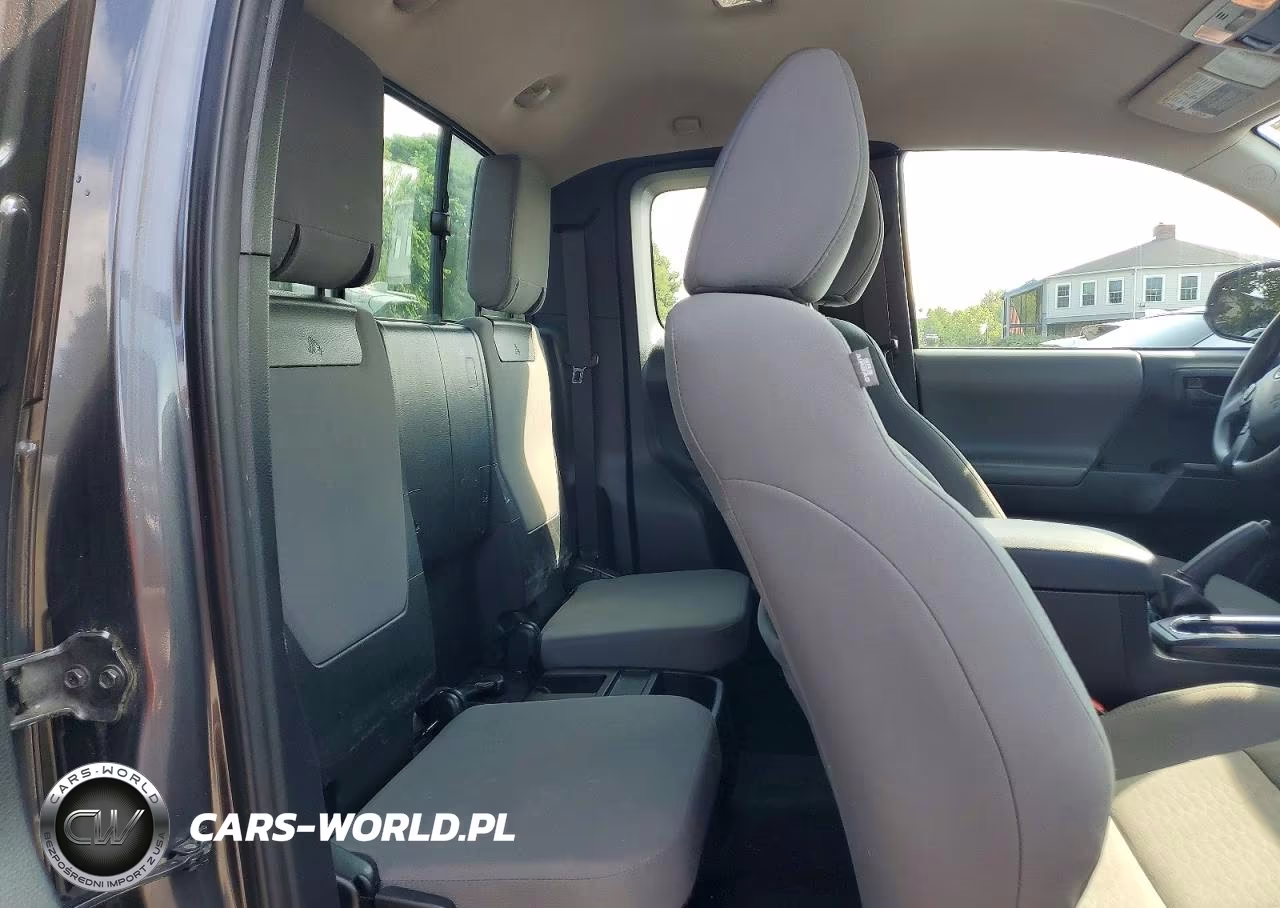 2018 Toyota Tacoma Sr VIN:5TFSX5ENXJX061483 - 10