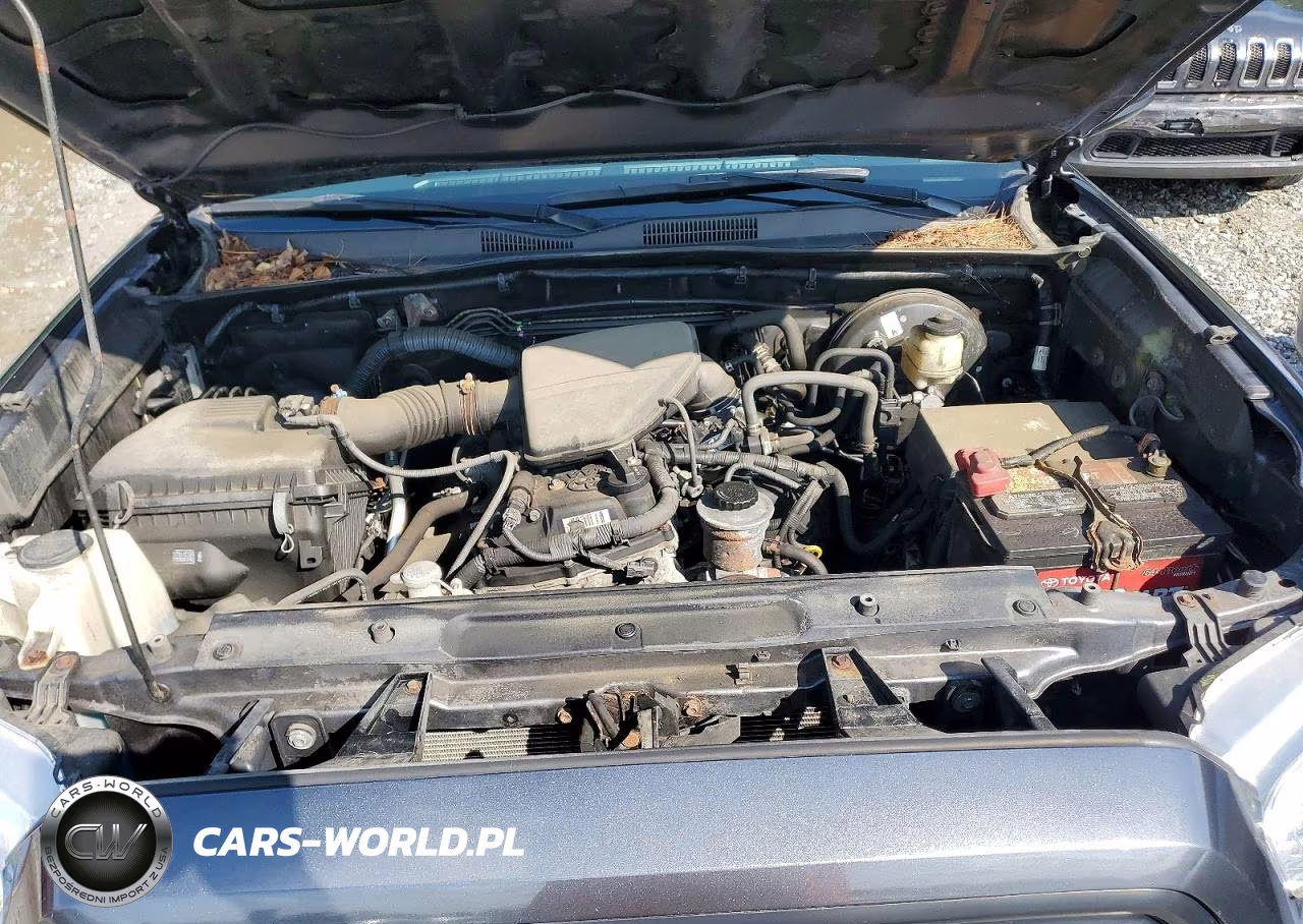 2018 Toyota Tacoma Sr VIN:5TFSX5ENXJX061483 - 11
