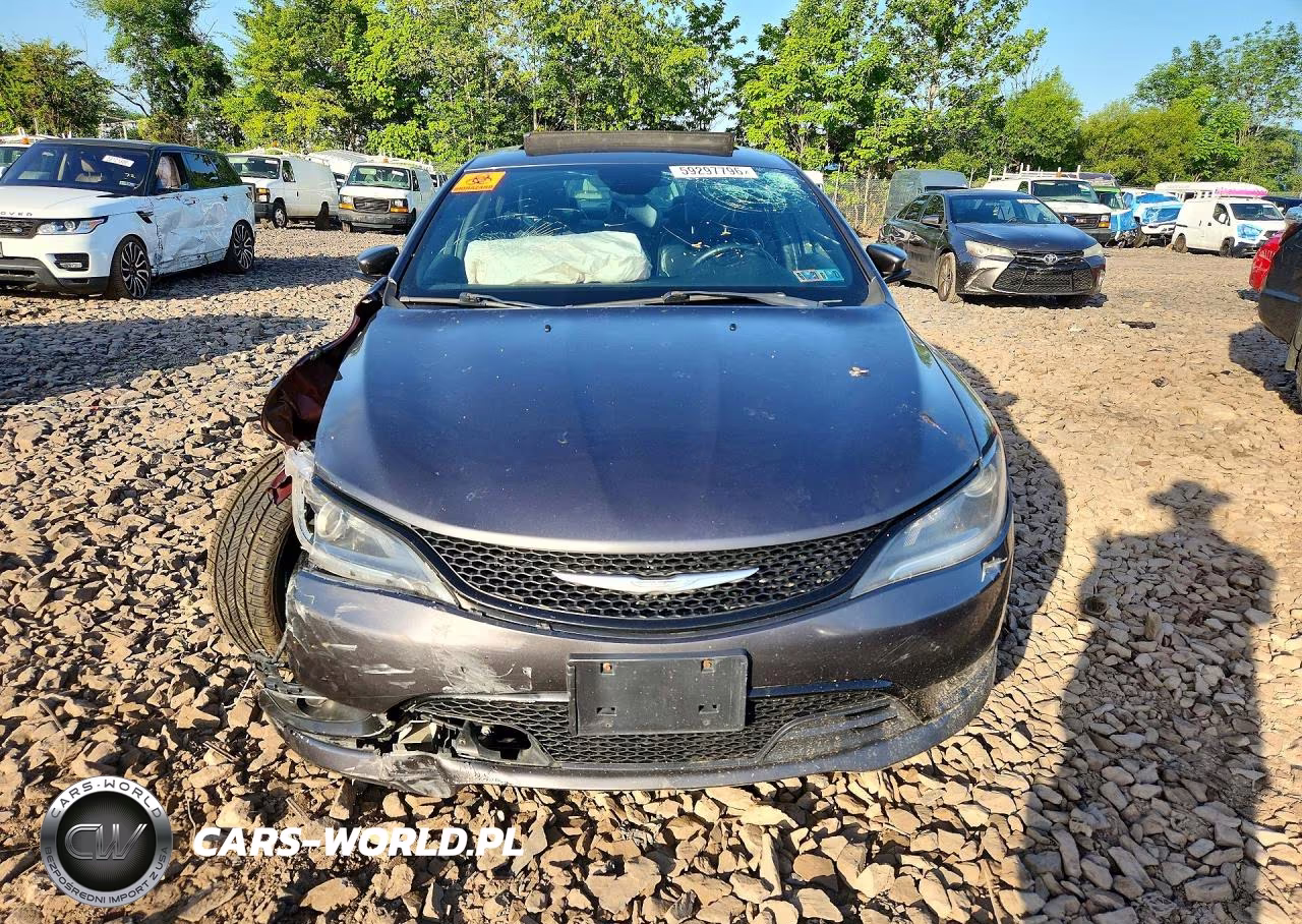2015 Chrysler 200 S VIN:1C3CCCDG5FN690888 - 5