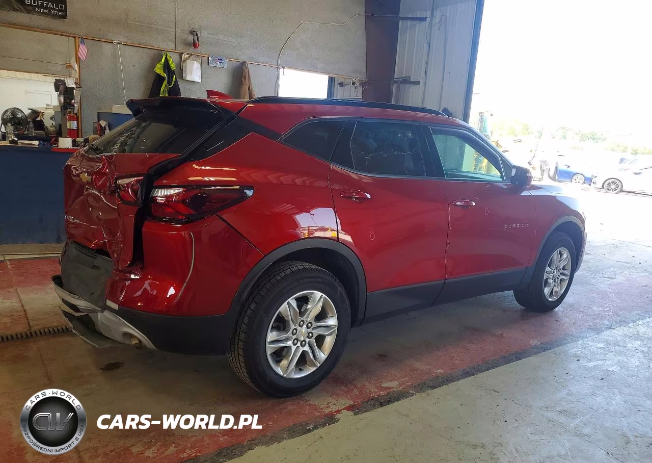 2021 Chevrolet Blazer 2Lt VIN:3GNKBHR4XMS510689 - 3