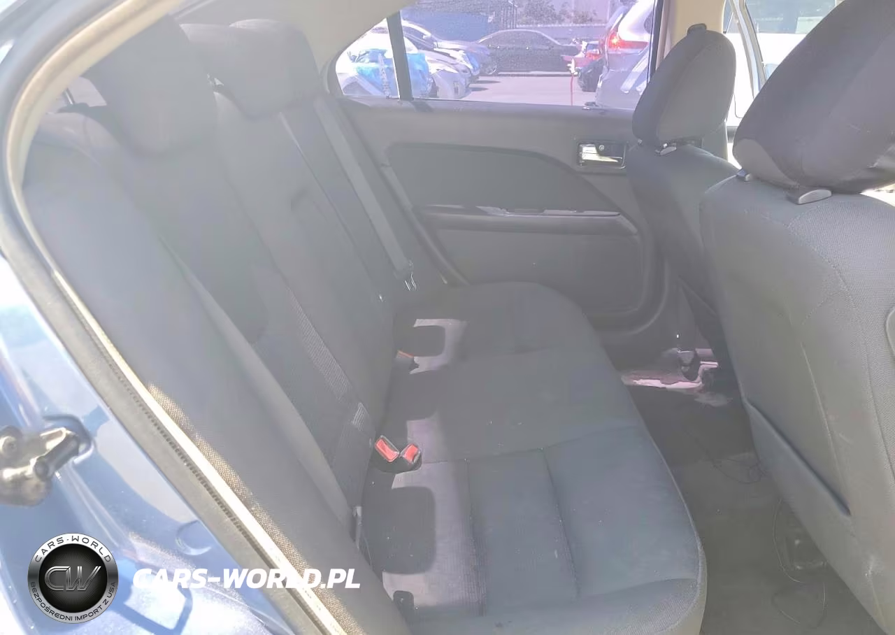 2010 Ford Fusion Se VIN:3FAHP0HA2AR180357 - 10