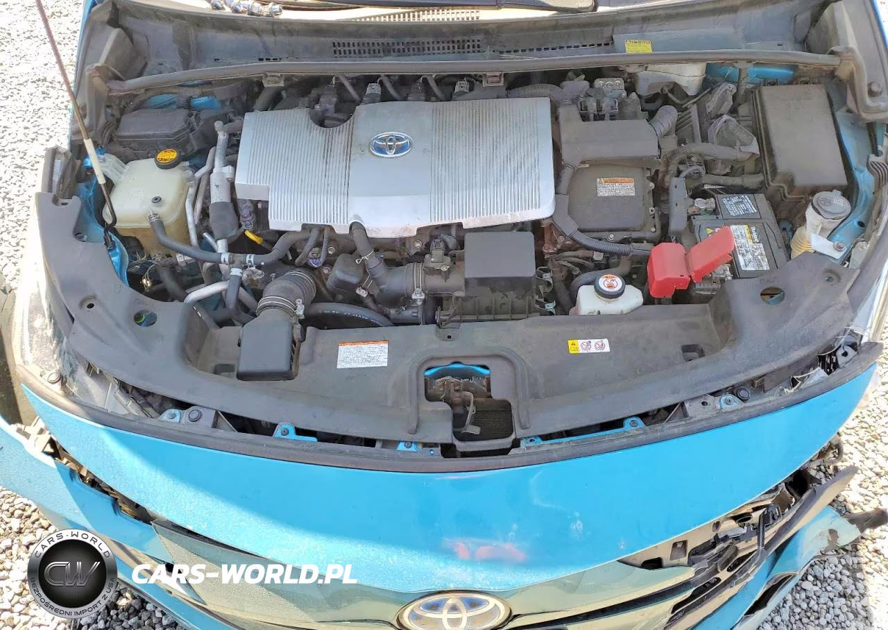 2018 Toyota Prius Prime Premium VIN:JTDKARFP7J3077351 - 11