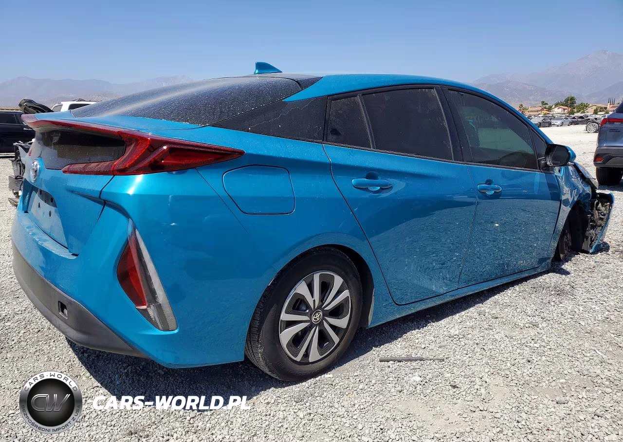 2018 Toyota Prius Prime Premium VIN:JTDKARFP7J3077351 - 3