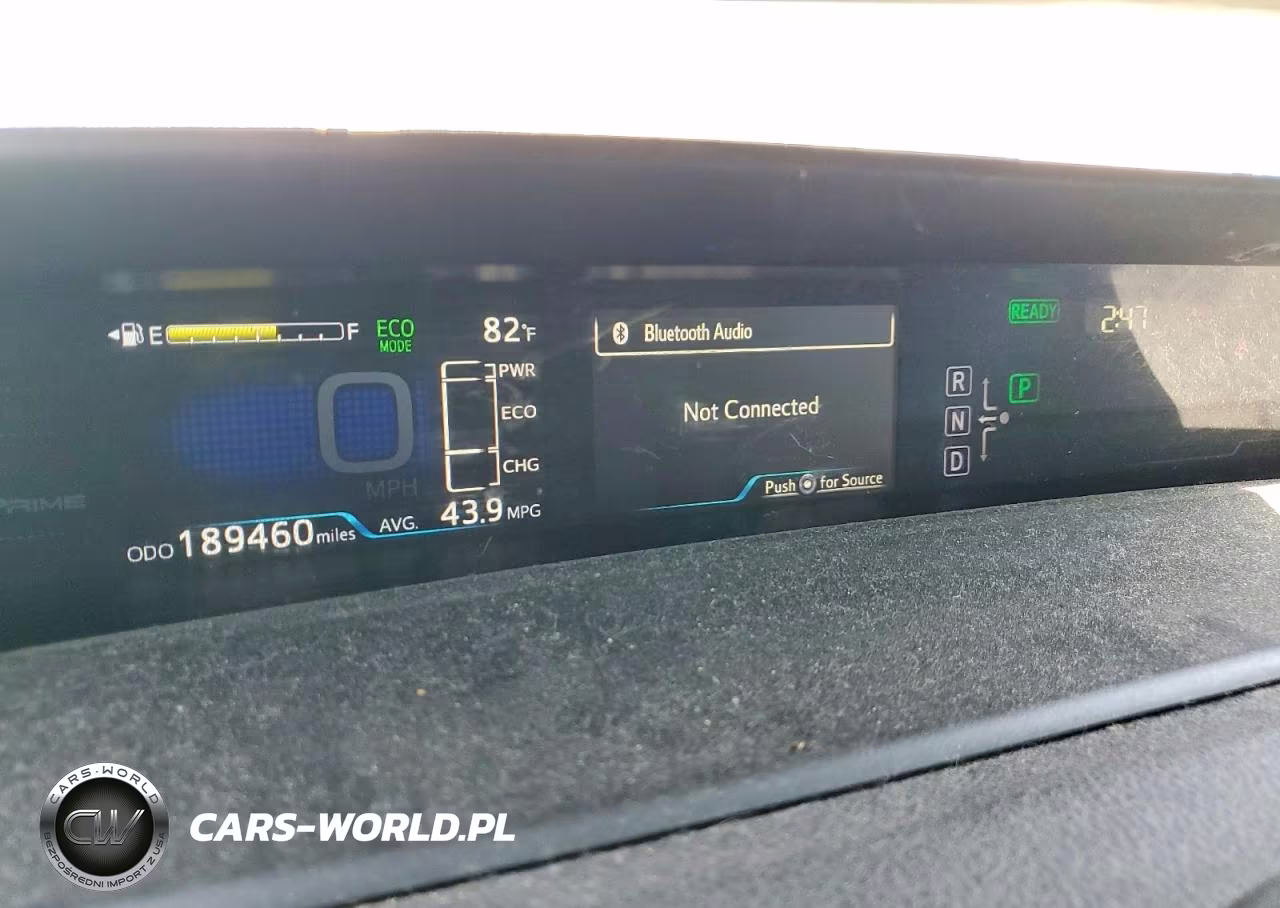2018 Toyota Prius Prime Premium VIN:JTDKARFP7J3077351 - 9