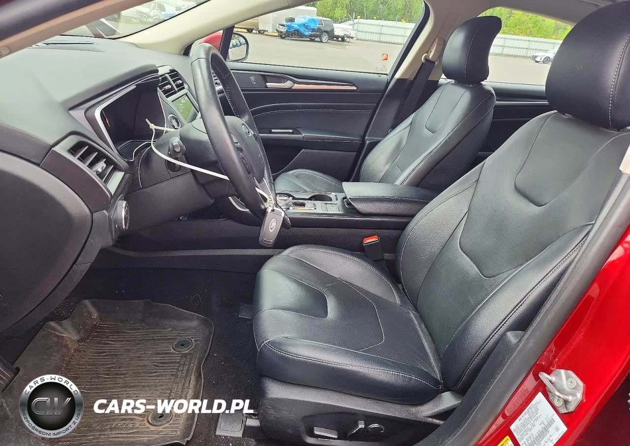 2019 Ford Fusion Titanium VIN:3FA6P0SU5KR233158 - 7