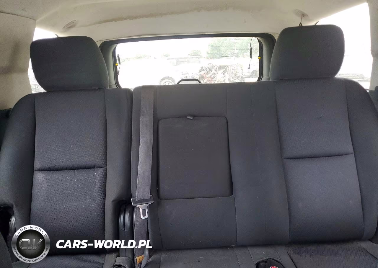 2012 Chevrolet Tahoe C1500 Ls VIN:1GNSCAE03CR319138 - 10
