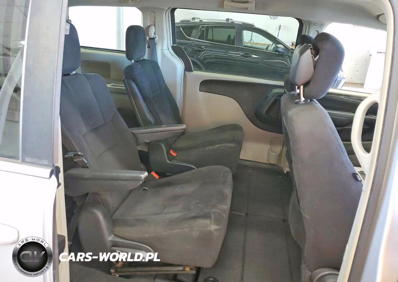 2011 Dodge Grand Caravan Crew VIN:2D4RN5DG2BR660632 - 11