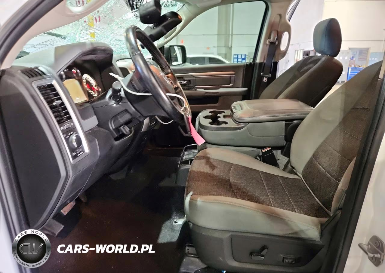 2019 Ram 1500 Classic Slt VIN:1C6RR7LG6KS592792 - 7
