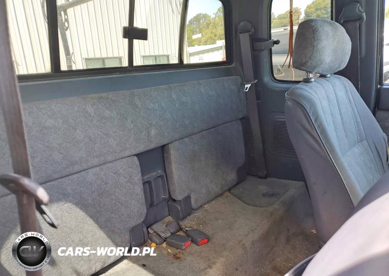 2000 Toyota Tacoma Xtracab VIN:4TAVL52N5YZ573921 - 10