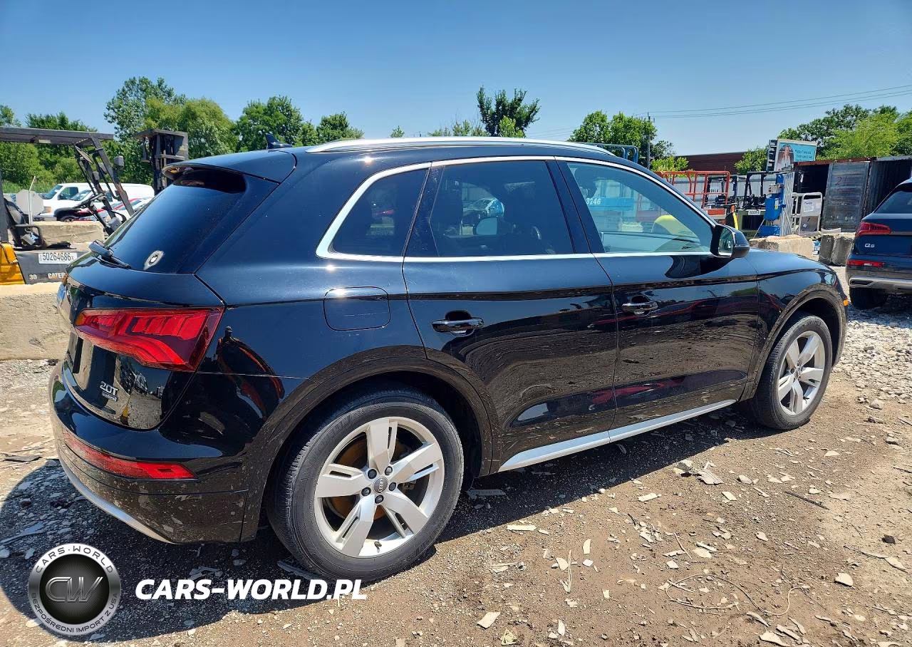 2018 Audi Q5 Premium Plus VIN:WA1BNAFY3J2022765 - 3