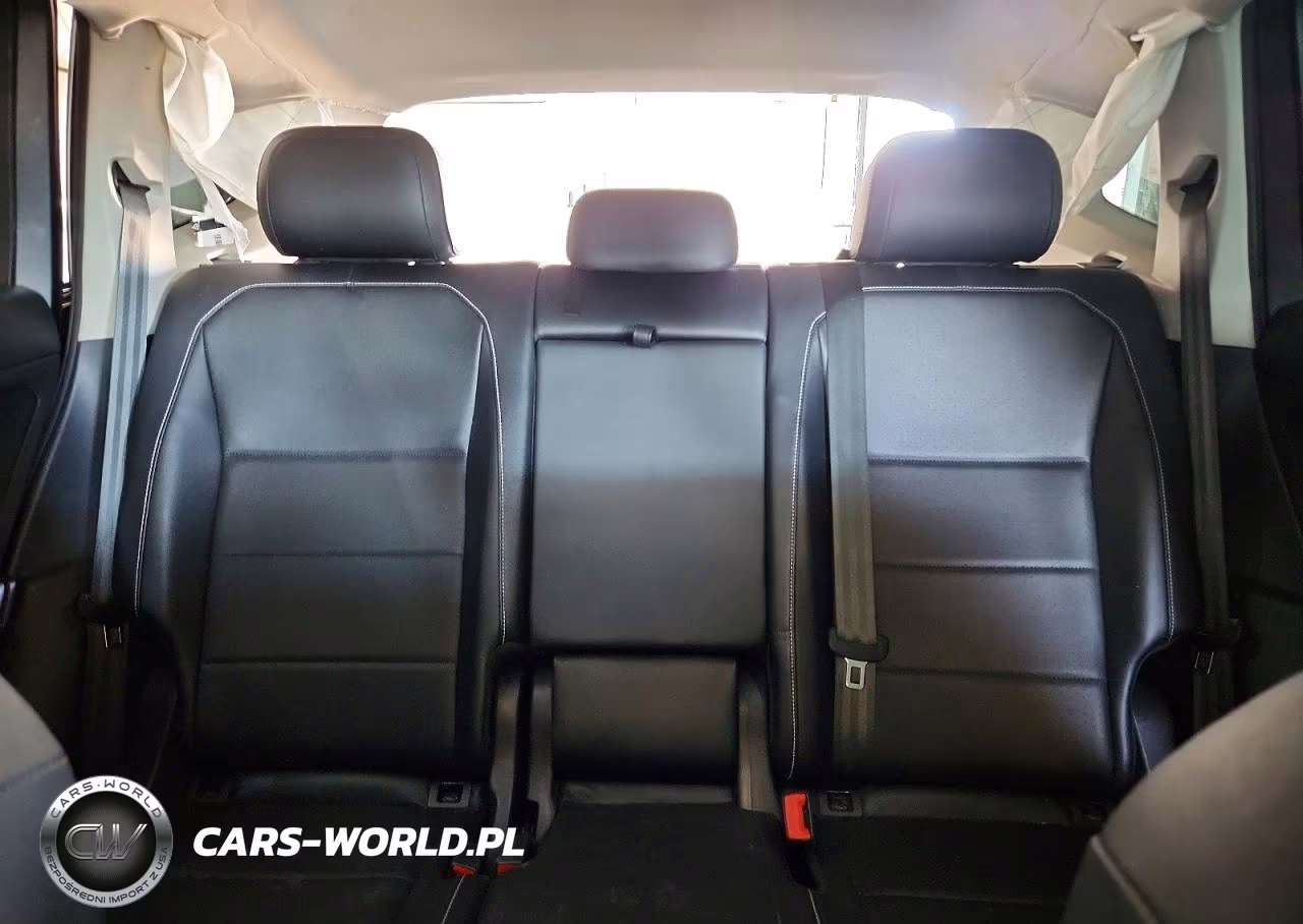 2021 Volkswagen Tiguan Se VIN:3VV2B7AXXMM048116 - 10