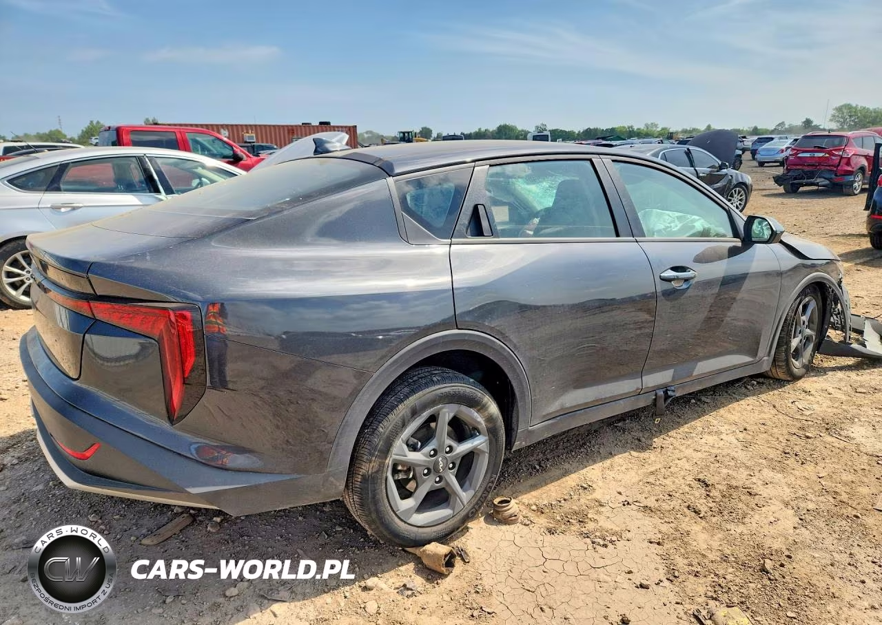 2025 Kia K4 Lxs VIN:3KPFT4DE6SE212362 - 3