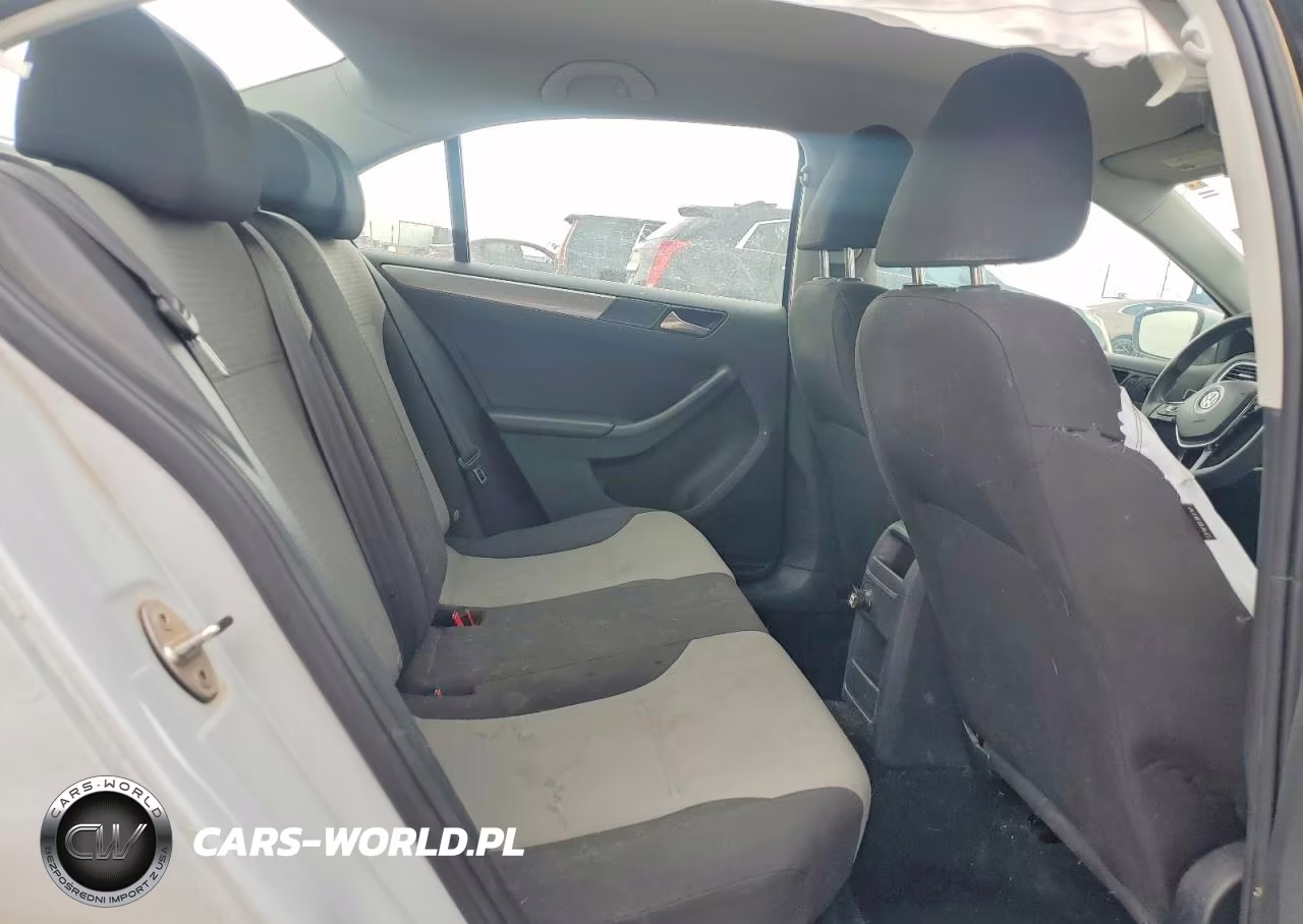2017 Volkswagen Jetta S VIN:3VW2B7AJ2HM320803 - 10