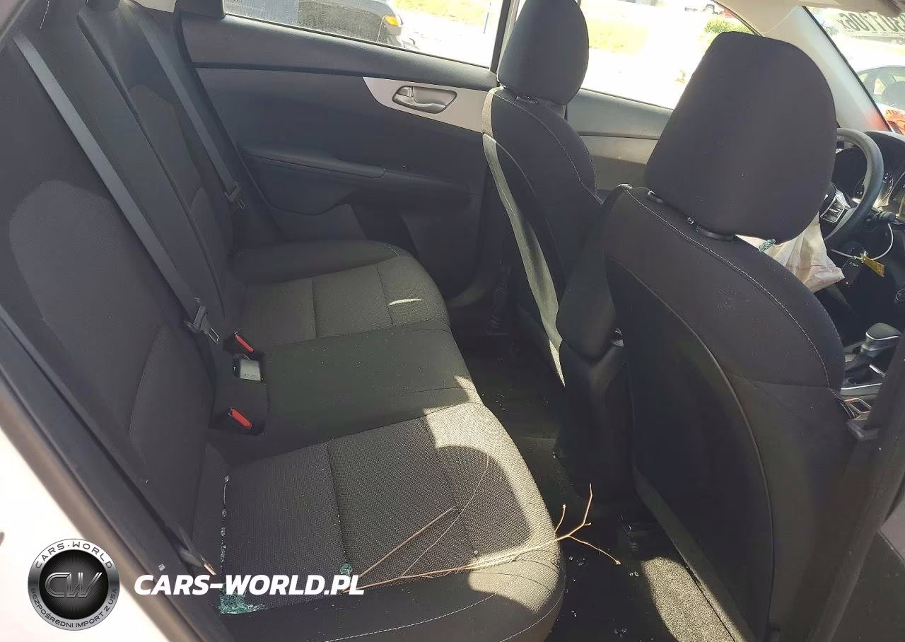 2024 Kia Forte Lxs VIN:3KPF24AD5RE797184 - 10