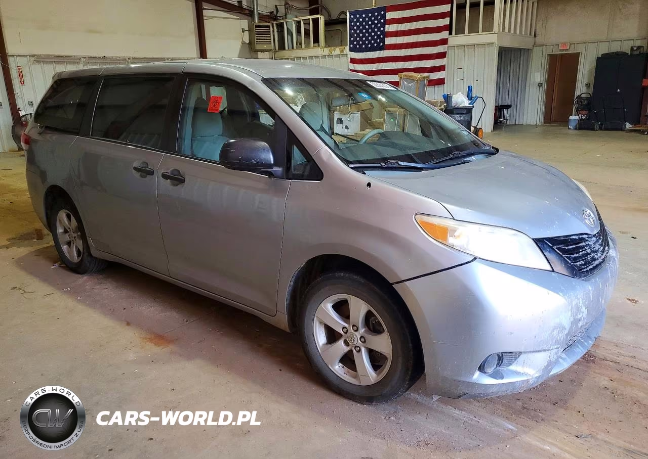 2011 Toyota Sienna Base 7-Passenger VIN:5TDKA3DC0BS006067 - 4